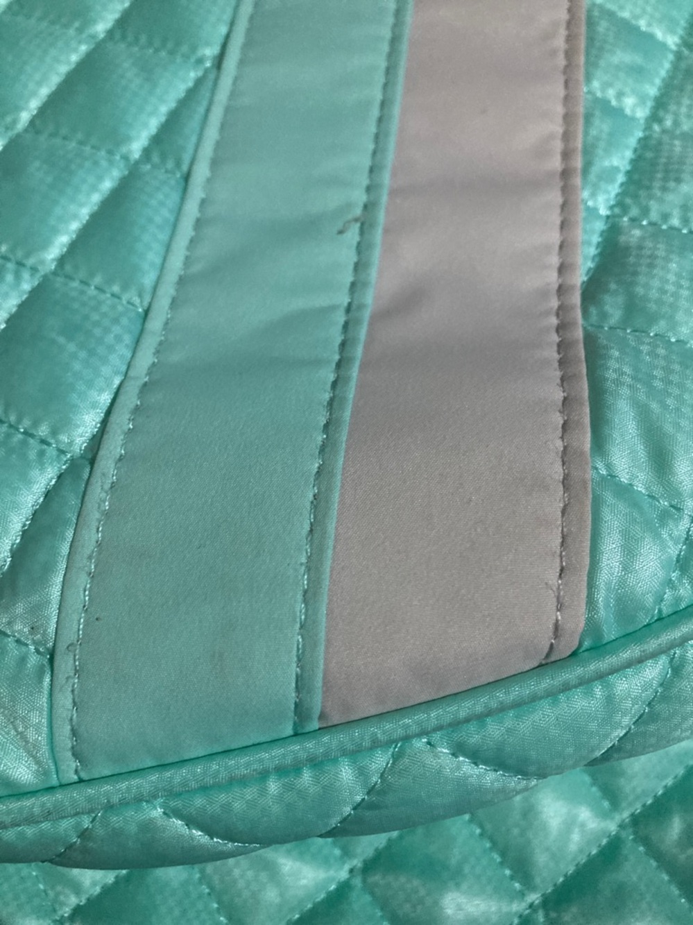 Oliver Thomas Kitchen Sink Tennis Tote - Picture 11 of 14